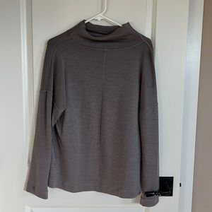 Lululemon Merino Sweater 6